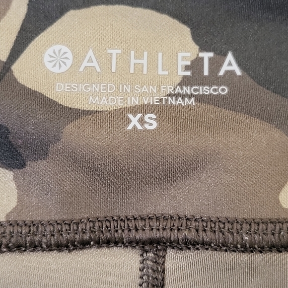 Athleta Legging 7/8 Womens XS Run Free Camo High-Waisted Performance Fabric - Picture 6 of 12